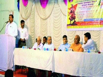 Purushottam Khedekar: Meet the Maratha Seva Sangh Maratha youth should set up industries in all fields | पुरूषोत्तम खेडेकर : मराठा सेवा संघाचा मेळावा मराठा तरुणांनी सर्व क्षेत्रात उद्योग उभारावे