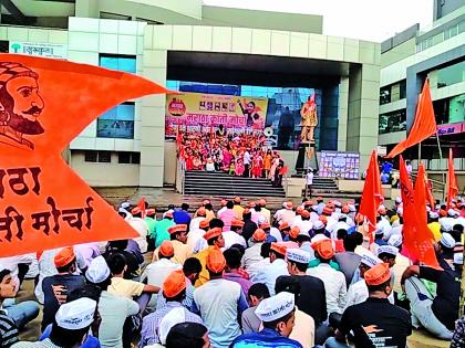 Maharashtra Bandh: Stop the road in Sangli district, stance, rallies and demonstrations | Maharashtra Bandh : सांगली जिल्ह्यात रास्ता रोको, ठिय्या, रॅली, निदर्शनांतून संताप