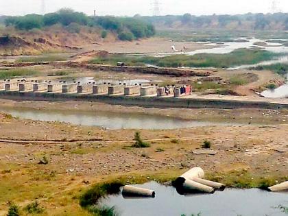 The usefulness of the schemes due to lack of water is zero | पाण्याअभावी योजनांची उपयोगिता शून्य