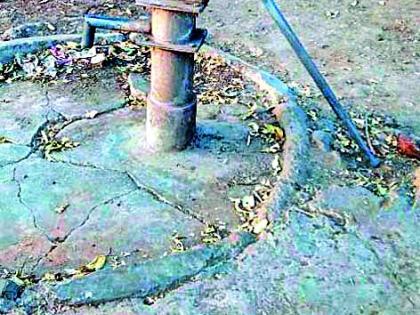 418 handpumps leave in summer | तब्बल ४१८ हातपंप उन्हाळ्यात सोडतात जीव