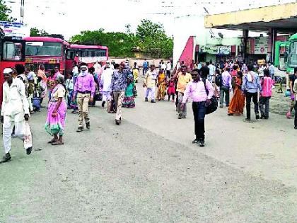 Seven lakhs shock in 24 hours | २४ तासात सात लाखांचा फटका