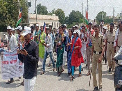 The Balgadi Front of the Mansa Tehsil | मनसेचा तहसीलवर बैलगाडी मोर्चा