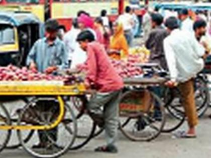 Fix the problem of five lacquered chowk | पाच कंदिल चौकातील समस्या सुटावी