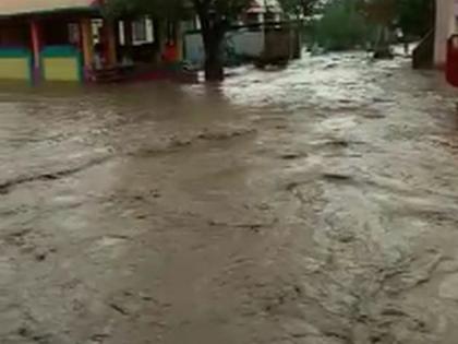 Strong rainfall in Bahmane area | बाह्मणे परिसरात जोरदार पर्जन्यवृष्टी