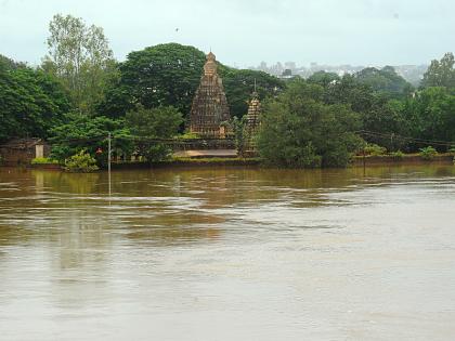 Light showers, but heavy rainfall over the catchment area | पावसाची नुसतीच भुरभुर, मात्र पाणलोट क्षेत्रात जोर