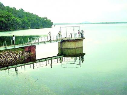 Only 58.31 per cent water storage in 63 projects in the district | जिल्ह्यातील ६३ प्रकल्पांमध्ये केवळ ५८.३१ टक्के जलसाठा Only 58.31 per cent water storage in 63 projects in the district | जिल्ह्यातील ६३ प्रकल्पांमध्ये केवळ ५८.३१ टक्के जलसाठा