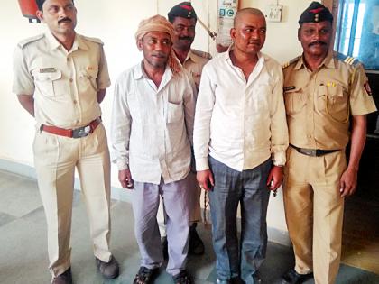 Five accused, including Kuttu Pardhi, imprisoned for three years | कुट्टू पारधीसह पाच आरोपींना तीन वर्षे कारावास Five accused, including Kuttu Pardhi, imprisoned for three years | कुट्टू पारधीसह पाच आरोपींना तीन वर्षे कारावास
