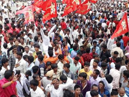  The procession for the tribal day at Devla | देवळा येथे आदिवासी दिनानिमित्त मिरवणूक