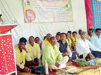 Tribals need to make separate laws | आदिवासींसाठी स्वतंत्र कायदा करण्याची गरज