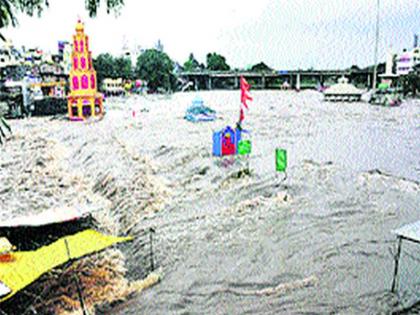 Project Godda: The plan to reduce the flowing bridge is suggested to reduce the water pressure in the bowl | प्रोजेक्ट गोदा : झुलते पूल उभारण्याची फरांदे यांची सूचना गोदापात्रातील पूरप्रभाव कमी करण्यासाठी योजना