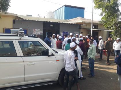  Revolver's attempt to attack Malegaon councilor, save briefly! | मालेगावी नगरसेवकावर रिव्हॉल्वरने हल्ल्याचा प्रयत्न, थोडक्यात बचावले !