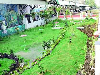 Lakhs of development worksbut no cleanliness; Railway Administration's Depression at Nagpur Station | लाखोंची विकासकामे मात्र स्वच्छतेकडे कानाडोळा; नागपूर स्थानकावर रेल्वे प्रशासनाची उदासीनता