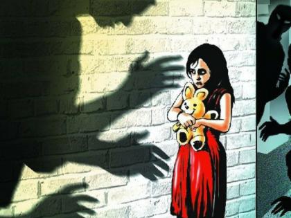 A teacher molested student in Amravati district on teachers day | अमरावती जिल्ह्यात शिक्षक दिनी शिक्षकाने केला विद्यार्थिनीचा विनयभंग