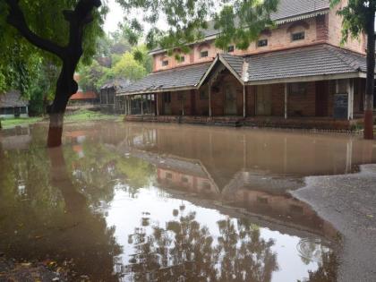 Heavy rain in Dhule city and taluka | धुळे शहर व तालुक्यात अतिवृष्टी