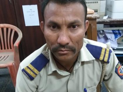 Kolhapur: Police naik arrested after taking a bribe of two thousand | कोल्हापूर : दोन हजारांची लाच घेताना पोलीस नाईक अटक