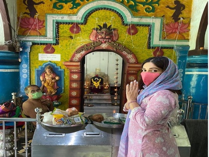 Bhumi pednekar arrived at ancestral home tell of her surname history | अभिनेत्री भूमीने घेतले कुलदेवीचे दर्शन, सांगितला पेडणेकर आडनावाचा 'तो' इतिहास