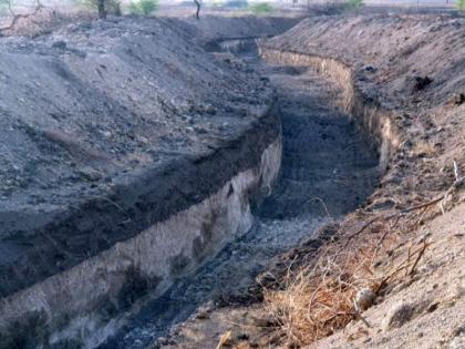 'Best irrigation' option for drought relief! | दुष्काळ मुक्तीसाठी ‘जलसिंचन’ उत्तम पर्याय! 'Best irrigation' option for drought relief! | दुष्काळ मुक्तीसाठी ‘जलसिंचन’ उत्तम पर्याय!