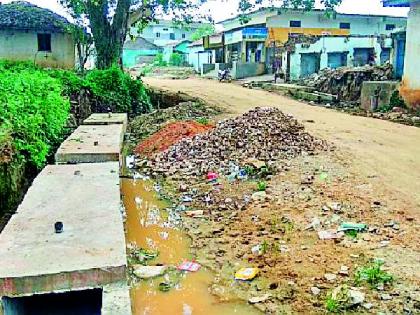 Nothing in the National Highway | अंकिसात राष्ट्रीय महामार्गाचे निकृष्ट काम