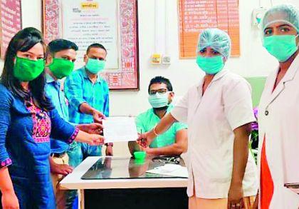 Employees strike in Corona | कोरोनाच्या सावटात कर्मचाऱ्यांचे कामबंद Employees strike in Corona | कोरोनाच्या सावटात कर्मचाऱ्यांचे कामबंद