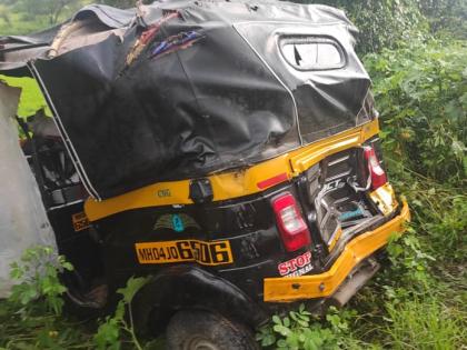 Two killed in different accidents in the district | जिल्ह्यात वेगवेगळ्या अपघातात दोन ठार