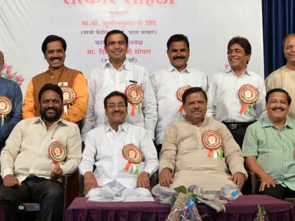 Now, in the executive committee of Natya Parishad, Solapur district should be represented! | आता नाट्य परिषदेच्या कार्यकारिणीत सोलापूर जिल्ह्याला प्रतिनिधीत्व मिळावे ! 