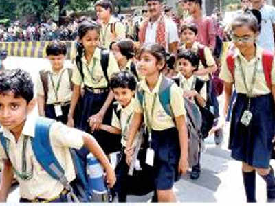 Confusion among teachers about starting school | शाळा सुरू होण्याविषयी शिक्षकांमध्ये संभ्रम