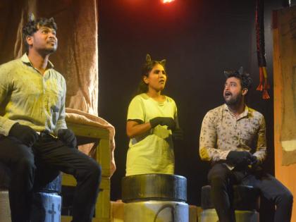 The theatrical world in Koraina's Ghuslani; Where does this smell come from? | कोराेनाच्या घुसळणीतील नाट्यविश्व; हा वास कुठून येतोय ?