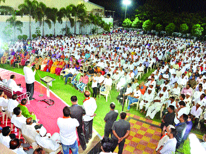 Humans should send in parliament, not tollanak: Madan Bhosale | Lok Sabha Election 2019 माणूस संसदेत पाठवायचाय, टोलनाक्यावर नव्हे: मदन भोसले