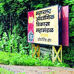 Earlier, the sale of industrial plots only | आधी सुविधा, नंतरच औद्योगिक भूखंड विक्री Earlier, the sale of industrial plots only | आधी सुविधा, नंतरच औद्योगिक भूखंड विक्री