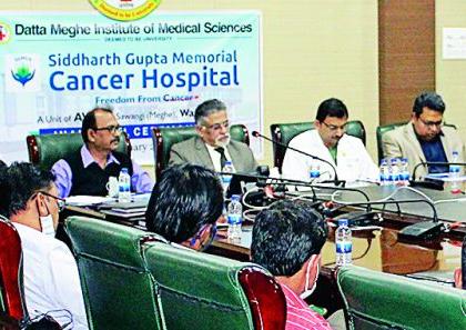 Cancer Hospital will be popular for patients from outside Vidarbha including Vidarbha | विदर्भासह विदर्भाबाहेरील रुग्णांसाठी लोकाभिमुख ठरेल कॅन्सर हॉस्पिटल