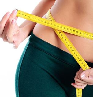 Diet Tips: जिमला न जाताही 'त्या' स्लिम कशा? सडपातळ मुलींच्या १२ सवयी तुम्हीही फॉलो करा 