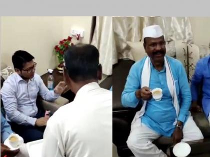 Video: Do you drink alcohol? During the damage inspection tour, Agriculture Minister Abdul Sattar asked the district collector... | Video:तुम्ही दारू पिता का? नुकसान पाहणी दौऱ्यात कृषीमंत्री अब्दुल सत्तारांचा जिल्हाधिकाऱ्यांना प्रश्न...