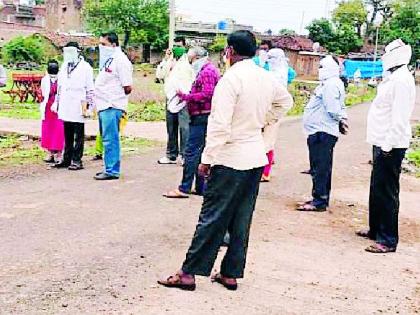 Three villages in the containment zone | तीन गावे कंटेनमेंट झोनमध्ये Three villages in the containment zone | तीन गावे कंटेनमेंट झोनमध्ये