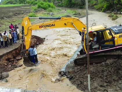 Heavy rains in Buldana district; Loss in Dhad | बुलडाणा जिल्ह्यात दमदार पाऊस; धाडमध्ये नुकसान