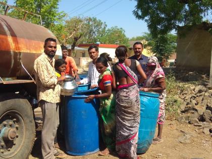 Desert water scarcity; Demand for the start of the tanker | देशमानेत तीव्र पाणी टंचाई; टँकर सुरू करण्याची मागणी