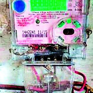Running for power meter NOC | वीज मीटर एनओसीसाठी धावपळ Running for power meter NOC | वीज मीटर एनओसीसाठी धावपळ