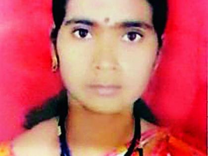 Murder of a woman who went with a youth in the forest | युवकासोबत गेलेल्या महिलेची जंगलात हत्या Murder of a woman who went with a youth in the forest | युवकासोबत गेलेल्या महिलेची जंगलात हत्या