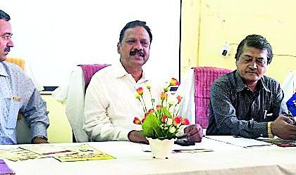 Farmers get new direction from District Agriculture Festival | जिल्हा कृषी महोत्सवातून शेतकऱ्यांना मिळणार नवी दिशा Farmers get new direction from District Agriculture Festival | जिल्हा कृषी महोत्सवातून शेतकऱ्यांना मिळणार नवी दिशा