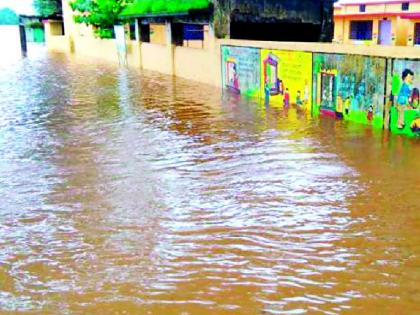 Heavy rains destroyed 36 schools in the district | अतिवृष्टीने जिल्ह्यातील ३६ शाळा उद्ध्वस्त Heavy rains destroyed 36 schools in the district | अतिवृष्टीने जिल्ह्यातील ३६ शाळा उद्ध्वस्त