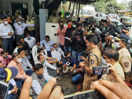 Protest against the beating of a retired naval officer | निवृत्त नौदल अधिका-याला झालेल्या मारहाणीच्या निषेधार्थ आंदोलन 