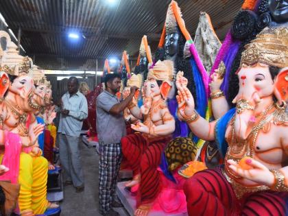 Heavy rains also hit Ganesh idol factories | अतिवृष्टीचा गणेशमूर्ती कारखान्यांनाही फटका