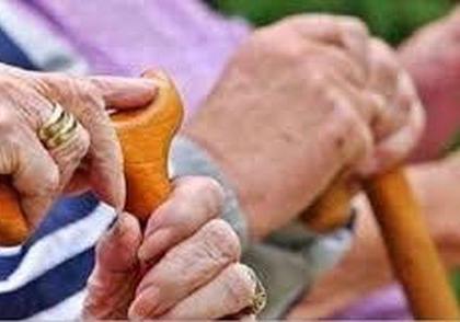Proposals for the elderly and the homeless stalled | वृद्धपकाळ व निराधारांचे प्रस्ताव रखडले Proposals for the elderly and the homeless stalled | वृद्धपकाळ व निराधारांचे प्रस्ताव रखडले