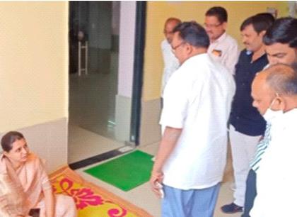 Deputy Mayor's fast alleging damage to development works | विकास कामांबाबत दुजाभावचा आरोप करीत उपनगराध्यक्षांचे उपोषण Deputy Mayor's fast alleging damage to development works | विकास कामांबाबत दुजाभावचा आरोप करीत उपनगराध्यक्षांचे उपोषण