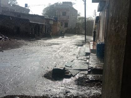 Sprinkle rain in Patoda area | पाटोदा परिसरात पावसाचा शिडकावा Sprinkle rain in Patoda area | पाटोदा परिसरात पावसाचा शिडकावा