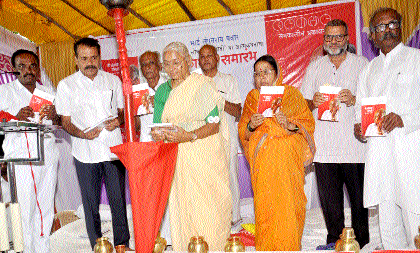 Moderate organizations should come together: Medha Patkar | समविचारी संघटनांनी एकत्र यावे: मेधा पाटकर