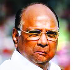 Government's decision on drought-related issues: Sharad Pawar | दुष्काळाच्या बाबतीत सरकारची पावलं कासवगतीनं : शरद पवार