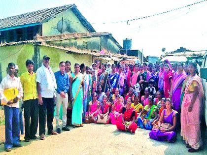 Anganwadi employees' agitation | अंगणवाडी कर्मचाऱ्यांचे आंदोलन