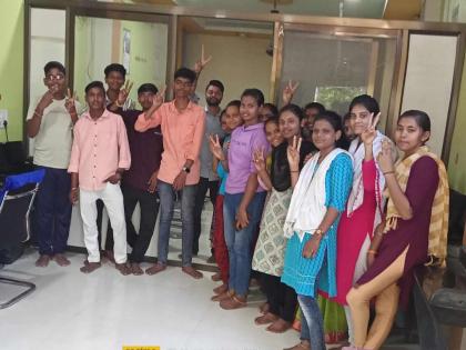 Washim topper in Amravati division in 12th exam; Washim result 95.69 percent | बारावीच्या परीक्षेत अमरावती विभागात वाशिम अव्वल; वाशिमचा निकाल ९५.६९ टक्के