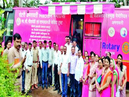 Cancer diagnosis camp by rotting rattling | कळवणला रोटरीतर्फे कर्करोग निदान शिबिर