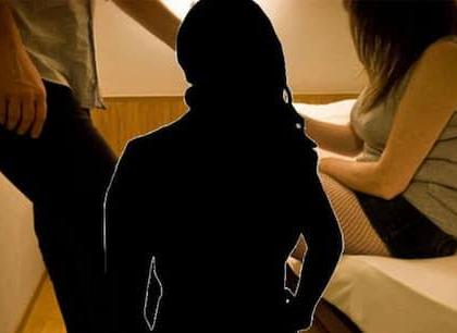 Prostitution from a foreign woman, a young woman, in the crisis of Corona in the pimpri chinchwad | पिंपरी चिंचवड शहरात कोरोनाच्या संकटात परदेशी महिला, तरुणीकडून देहविक्री